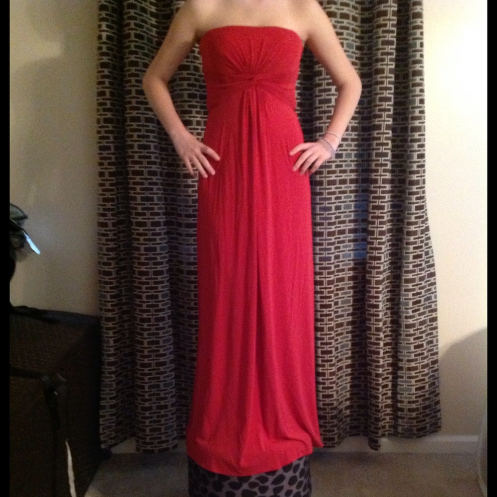 ❤❤Red BCBG long evening dress❤❤